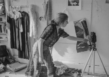 Francesca Woodman: la otra cara de la fotógrafa que saltó al vacío