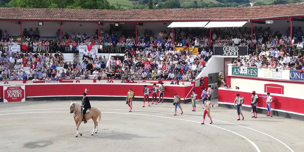 Paseíllo in the Plaza de Azpeitia in July 2019.