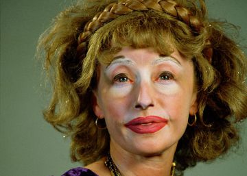 Si quieres que te vean, desaparece