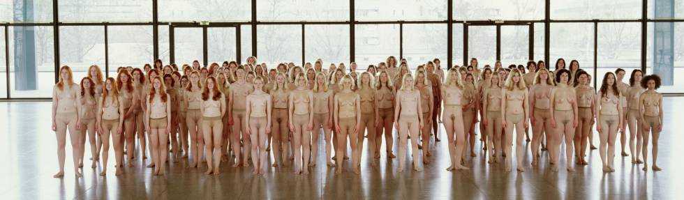'VB55 Performance' (2005), de Vanessa Beecroft.