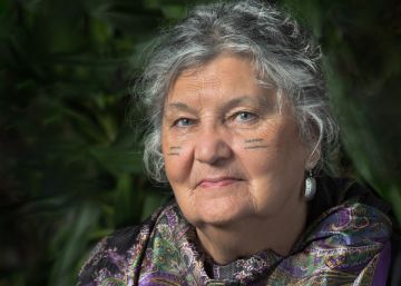 Maria Campbell: “El armario de los indígenas está lleno de perdones”