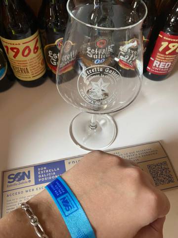 SON Estrella Galicia Posidonia welcome pack.