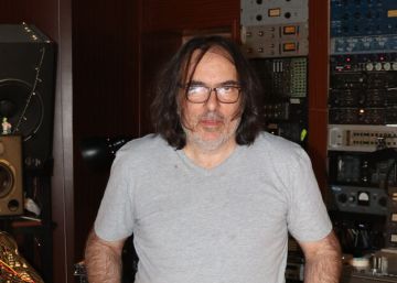 Hagan un monumento a Paco Loco