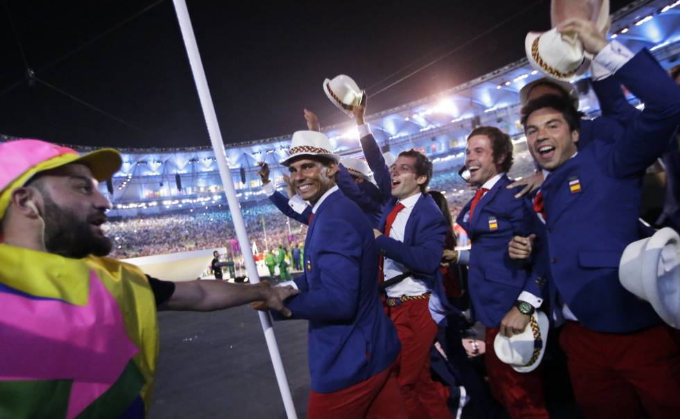 Nadal sonríe, Phelps se emociona y los palo-selfie