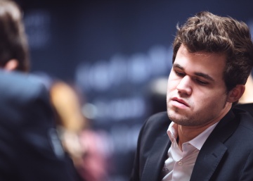 Carlsen pide perdón por forzar el desempate