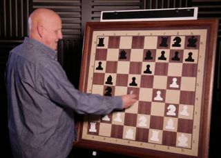 El insigne Tólush al ataque