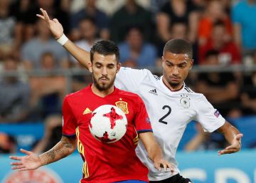 Dani Ceballos tiene la pelota