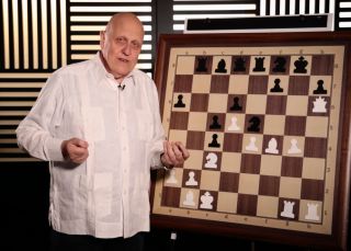 Tal, volcán en erupción permanente