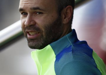 Iniesta desmiente que haya acordado su renovación con el Barcelona
