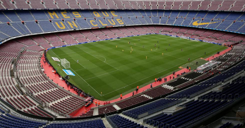 Imagen del Camp Nou vacío durante el partido entre el Barcelona y Las Palmas.