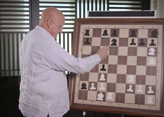 Tal somete a Smyslov