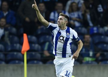 Herrera destaca en el cuarteto de mexicanos del Oporto