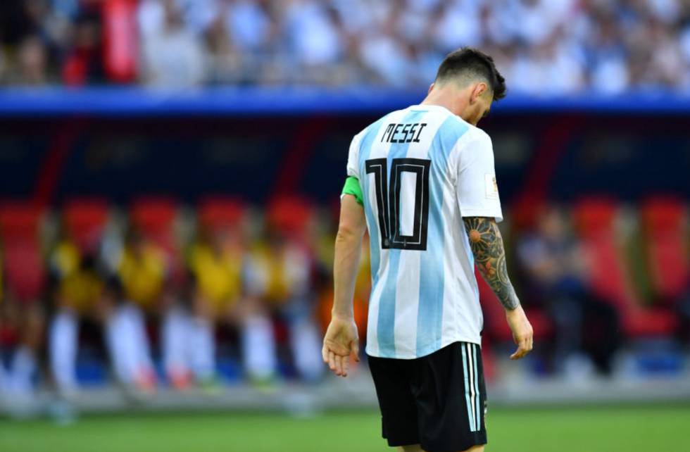 Messi dá um tempo da seleção argentina | Esportes | EL ...