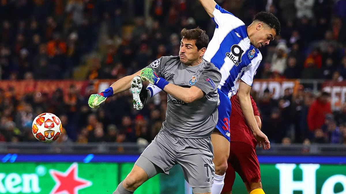 Casillas y Pepe, durante un partido ante la Roma.