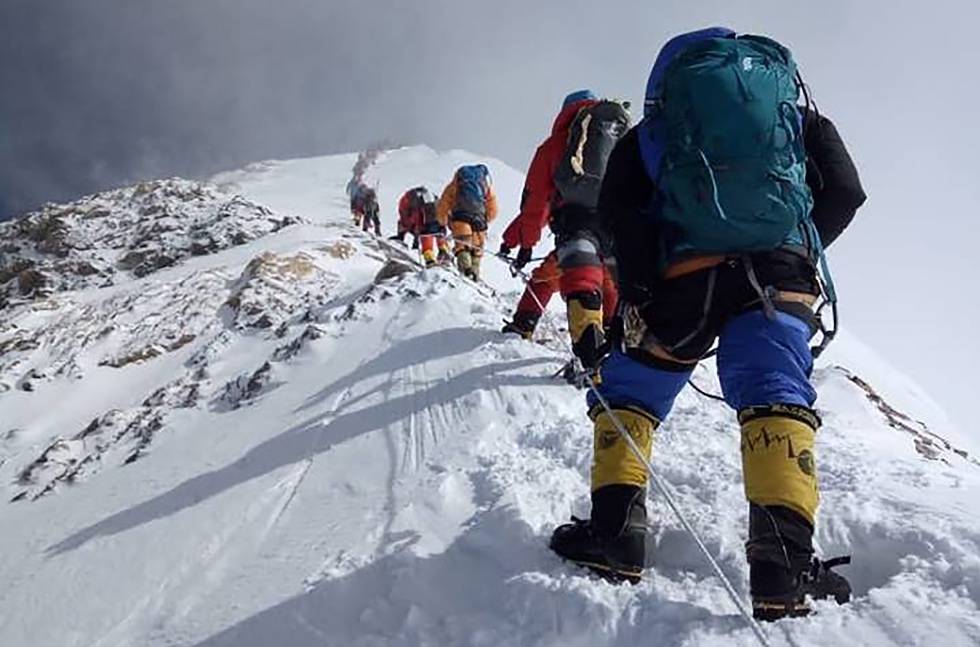 AscensiÃ³n a la cima del Everest, en 2018. 