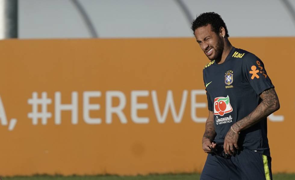 El futbolista brasileño Neymar en Teresopolis, Brasil.