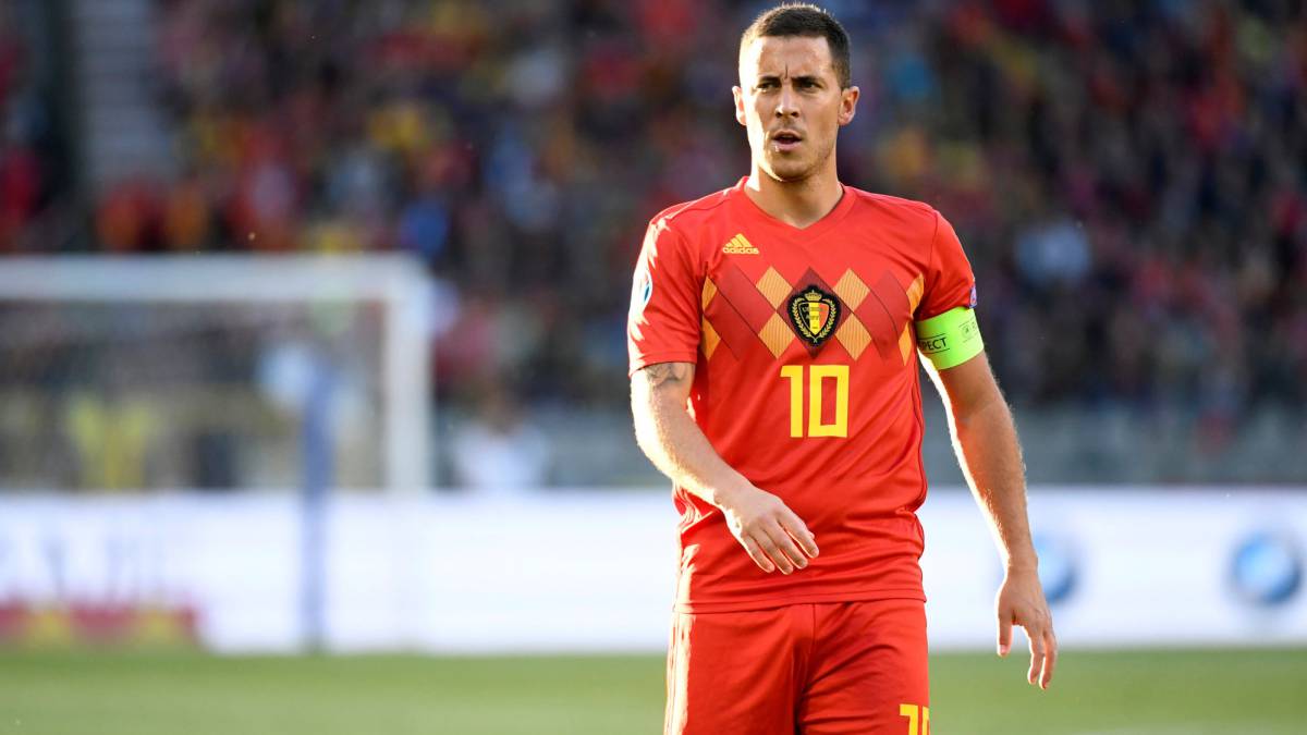 Hazard, durante un partido con Bélgica.