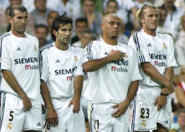 Zidane, Figo, Ronaldo y Beckham en un partido de la temporada 2003-2004