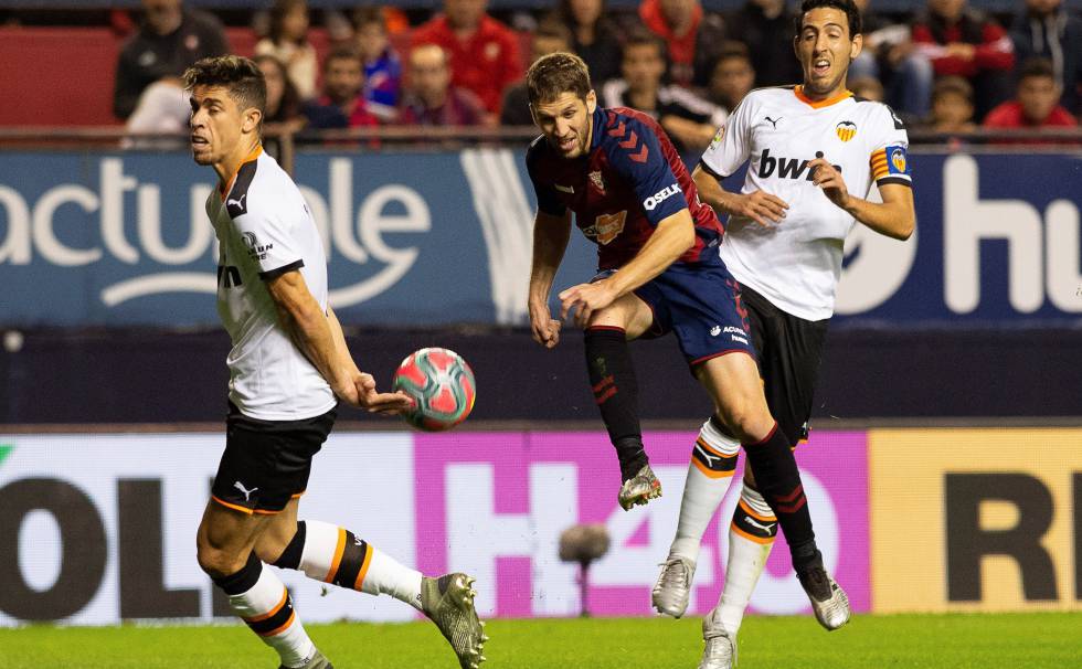 Osasuna aplasta al Valencia | Deportes | EL PAÍS