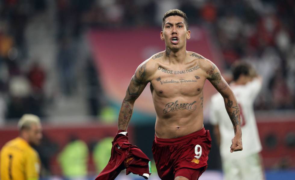 Roberto Firmino celebra el gol del triunfo del Liverpool.