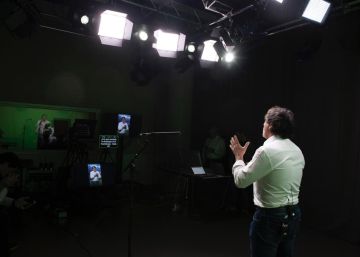 La familia que espera a que llegue el lunes