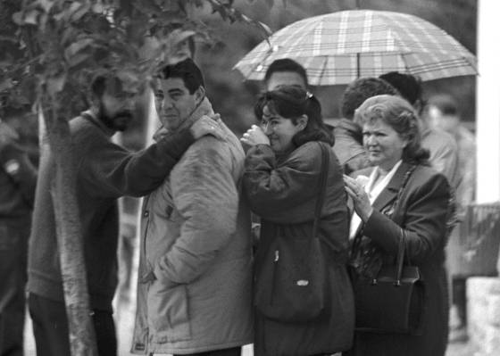 Despedido entre aplausos el ataúd de Ana Orantes, quemada viva por su ex marido