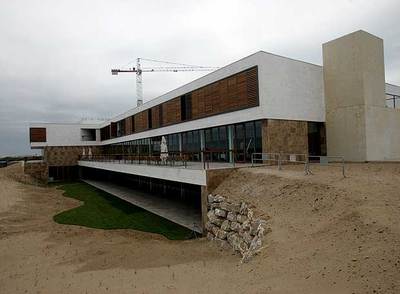 El parador de El Saler reabre en un acto sin presencia ...