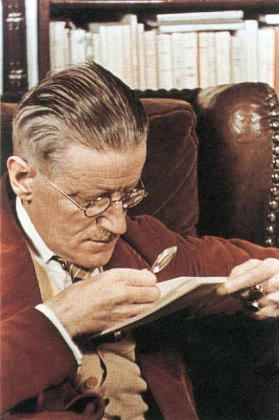 El escritor James Joyce, fotografiado en 1939 por Gisèle Freund.
