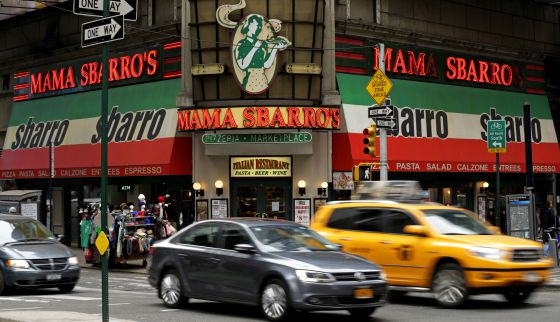 Un restaurante Sbarro en la plaza de Times Square en New York. 