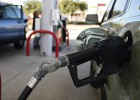 Per què la gasolina no baixa tant com el petroli?