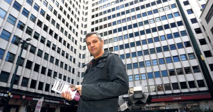 Antonio Mas, de 45 a&ntilde;os, reci&eacute;n graduado en Derecho, en Madrid.