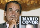 El expresidente de Banesto, Mario Conde, en la presentaci&oacute;n de uno de sus libros, en septiembre de 2009.