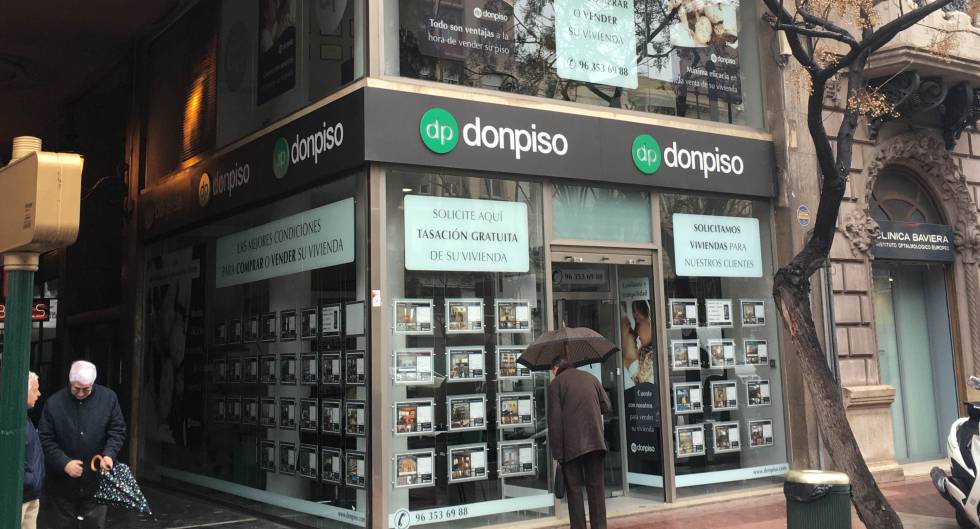 Oficina de la enseña Don Piso, con 47 tiendas franquiciadas en España. 
