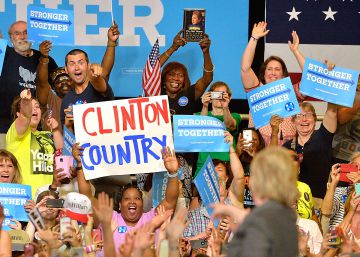 Partidarios de Hillary Clinton en un acto en Carolina del Norte. 