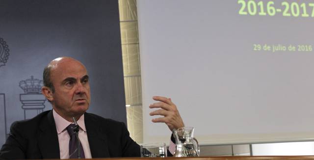 El ministro de Econom&iacute;a y Competitividad en funciones, Luis de Guindos. 