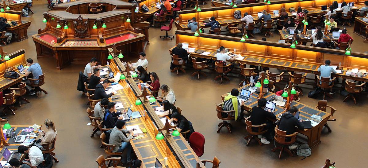 ¿Estudian los españoles las carreras con mayores tasas de empleo?