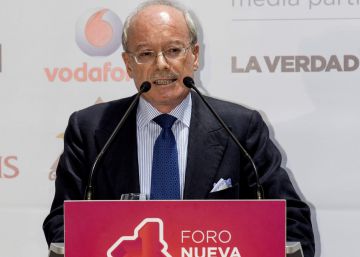 El presidente del Instituto de estudios econ&oacute;micos, Jos&eacute; Luis Feito. 