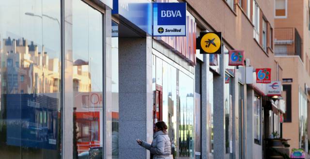 Bank branches in Madrid.
