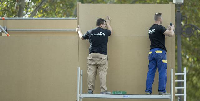 Spain created over 400,000 jobs last year.