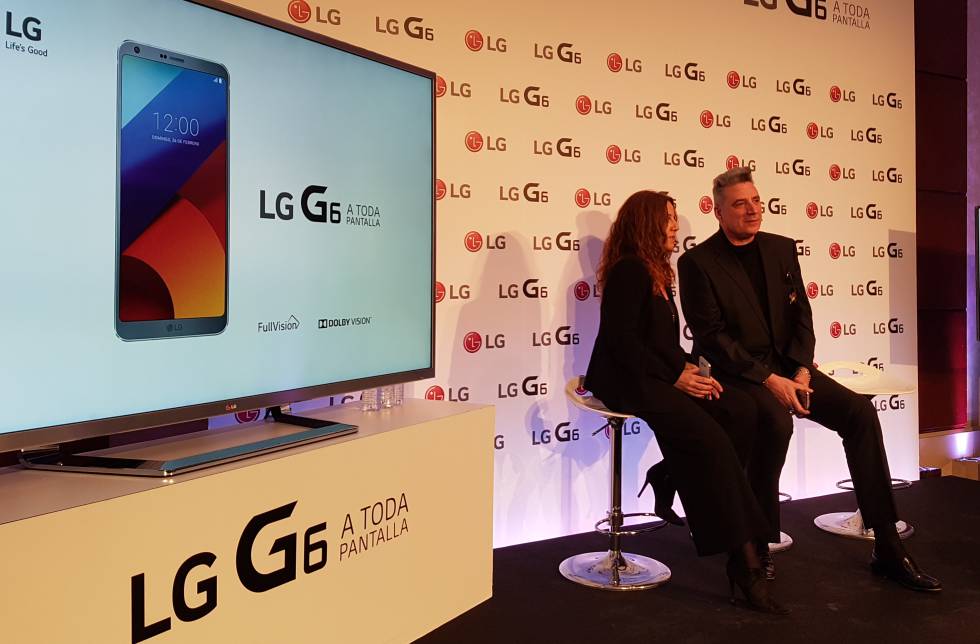 Presentation of the LG G6 by the singer Loquillo, in Madrid.