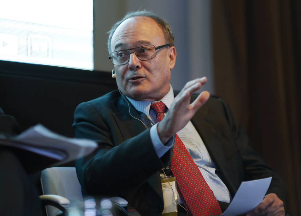 El gobernador del Banco de España, Luis Linde, en una conferencia hace unos días