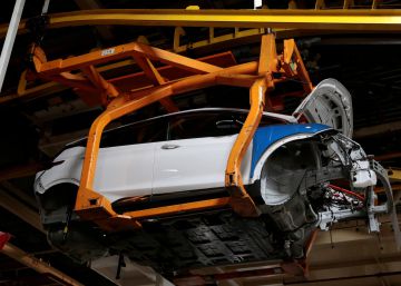 Los fabricantes de Detroit recortan las proyecciones de negocio por el impacto del arancel de Trump