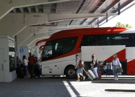 Los usuarios de avión aumentan un 8,8% en agosto y vuelven a superar a los de AVE