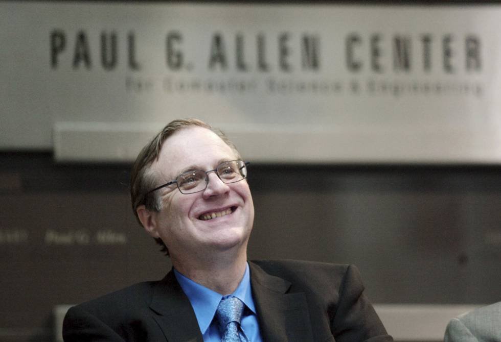 Paul Allen, en 2003 en el centro de Ciencias de Computación que lleva su nombre en la Universidad de Washingotn, en Seattle.