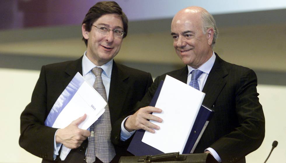 José Ignacio Goirigolzarri y Francisco González, en la junta de accionistas de 2004.