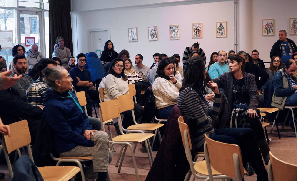 Sesión informativa para españoles sobre el sistema laboral holandés, en Ãmsterdam.