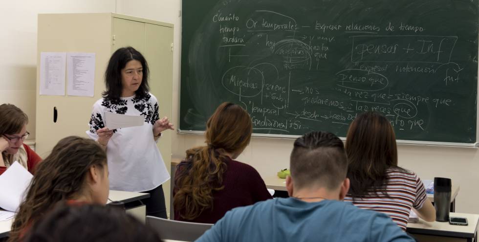 Clase de la universidad de Salamanca.  rn