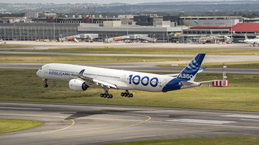 Airbus A350.