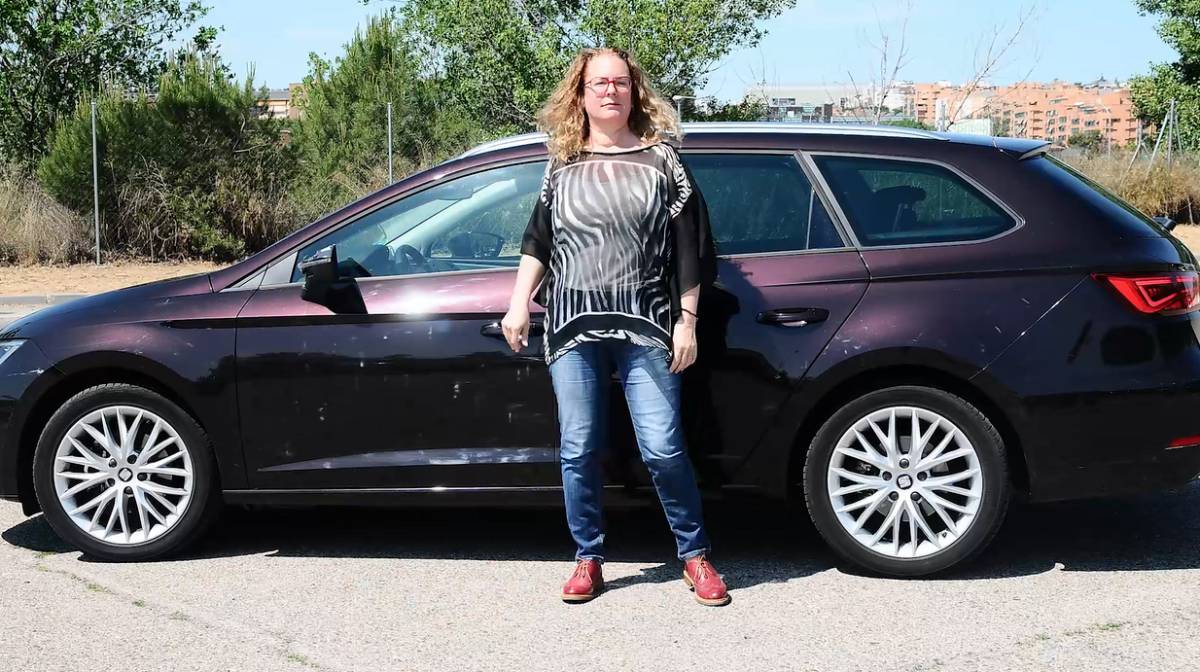 "Me ahorro de 300 a 350 euros al mes con mi híbrido"