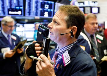 Wall Street cierra en máximos tras la tregua entre EE UU y China